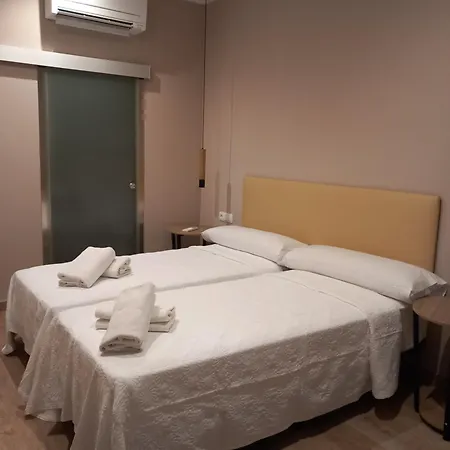 מלון דירות Aparthotel Montcada *