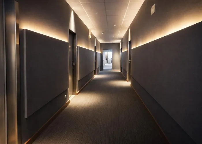 Ξενοδοχείο με διαμερίσματα Aparthotel Montcada 3*